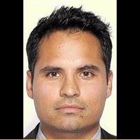 Мајкл Пења Michael Peña